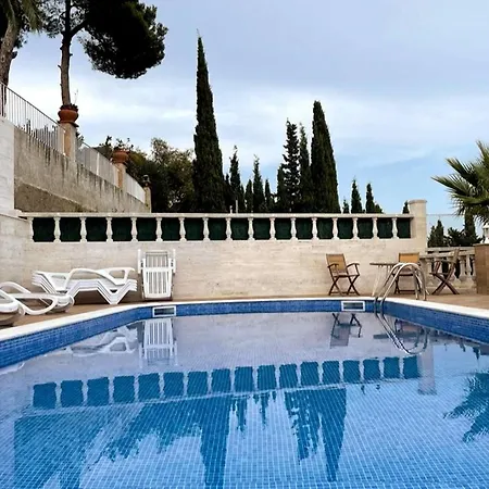 Villa Mediterranean Sea Views *